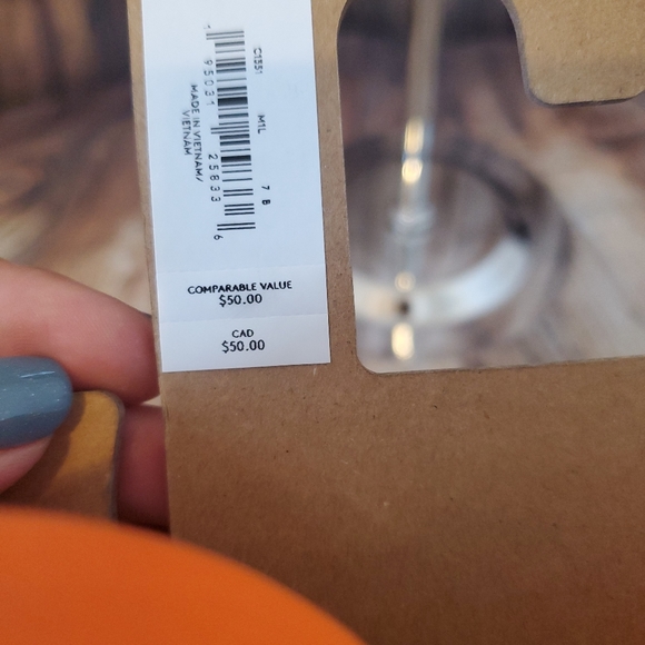 Coach Zak Flip Flops - Picture 3 of 8